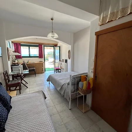 Sunrise & Sunset Apartment *