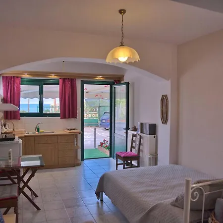 Sunrise & Sunset Apartment *