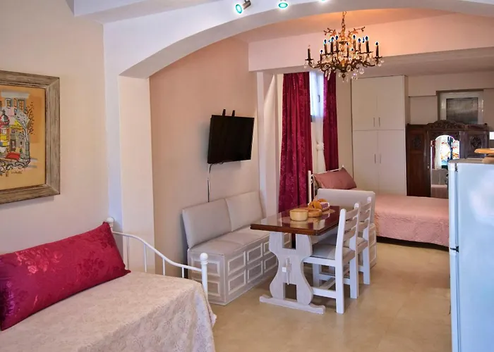 Apartment Sunrise & Sunset Monemvasia